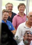 Eemnes 28 mei 2018
Golfwedstrijd ten bate van Warchild met oa Victor Reinier Toine v Peperstraten Mariska v Kolck en Frits Sissing. Kunstenaar Pim Smit maakt samen met victor Reinier een schilderij .