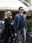 Amsterdam 10 april 2018
Gigi ravelli met haar man Roger Hodenius in Amsterdam zuid.
