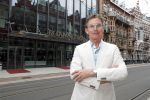 Amsterdam 24 mei 2018
Hans Cornelisse voor het Delamar theater.