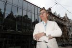 Amsterdam 24 mei 2018
Hans Cornelisse voor het Delamar theater.