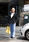 Amsterdam 26 mei 2018
Harry Mens doet boodschappen.
