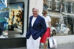 Amsterdam 28 mei 2018
Harry Mens met (goede) vriendin Aga op de pc hooftstraat en bij het hilton Hotel.