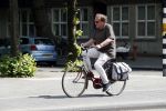 Amsterdam 11 mei 2018 
Ivo Niehe op zijn (dames)fiets