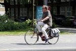 Amsterdam 11 mei 2018 
Ivo Niehe op zijn (dames)fiets