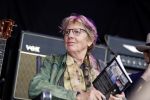 Hummelo 10 mei 2018
Onthulling standbeeld rockgroep Normaal met de bandleden Bennie Jolink, Ferdi Joly, Willem Terhorst en de partner van het overleden lid Jan Manschot