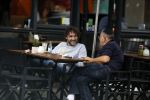 Amsterdam 31 mei 2018
Javier Guzman op terras met â€¦..