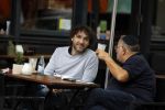 Amsterdam 31 mei 2018
Javier Guzman op terras met â€¦..