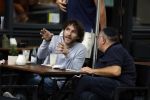 Amsterdam 31 mei 2018
Javier Guzman op terras met â€¦..
