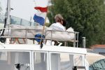 Amsterdam / Loosdrecht 12 mei 2018
Jeroen Pauw en zijn vriendin Zoe doen boodschappen in Amsterdam waarna ze naar hun boot in Loosdrecht rijden.