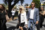 Amsterdam 28 mei 2018
Rechtszaak Patricia Paay tegen Geen Stijl en Eendevanger. Patricia kwam met haar man Robbert Hinfelaar naar de rechtbank in Amsterdam. Johan Vlemmix was ook aanwezig.