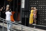 Amsterdam 7 juni 2018
Talkies terras award bij sushisamba in Amsterdam. Joseph Klibansky met vriendin en zus