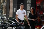 Amsterdam 23 mei 2018
Voetballer van het Nederlands elftal Karim Rekik met zijn vriendin presentatrice Dounia Rijkschroeff op de pc hooftstraat.
