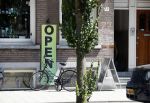 Amsterdam 6 juni 2018
Martin Garrix aan het winkelen met zijn vader en moeder (ouders)