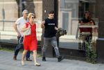 Amsterdam 6 juni 2018
Martin Garrix aan het winkelen met zijn vader en moeder (ouders)