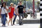 Amsterdam 6 juni 2018
Martin Garrix aan het winkelen met zijn vader en moeder (ouders)