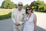 Haarzuilens 6 juni 2018
Opening expositie in kasteel de haar met oa Rene Mioch Annewil Blankers Renee Soutendijk en Willeke v Ammelrooij. Matthijs v Heijningen met vrouw