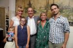 Amsterdam 31 augustus 2015 
Boekpresentatie Peter Romer , Super Nova. Peter met zijn vrouw dochter Nynke en zoon en kleinkinderen