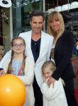 Amstelveen 5 oktober 2014
Premiere Pippi Langkous in de schouwburg van Amstelveen.
Frederik Brom en Nienke Romer met kinderen
