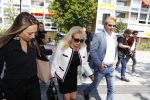Amsterdam 28 mei 2018
Rechtszaak Patricia Paay tegen Geen Stijl en Eendevanger. Patricia kwam met haar man Robbert Hinfelaar naar de rechtbank in Amsterdam. Johan Vlemmix was ook aanwezig.