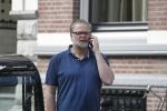 Amsterdam 25 mei 2018
Patrick Stoof bellend op straat.