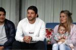 Beverwijk, 2 Juni 2018
Jaarlijks terugkerend voetbaltoernooi Rafael v d Vaart.
Beverwijk, 2 Juni 2018
Jaarlijks terugkerend voetbaltoernooi Rafael v d Vaart.
Rafael v d Vaart, Estavana Polman en Jesslynn v d Vaart
