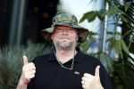 Amsterdam 5 juni 2018
Premiere Jurassic world in het amsterdam theater. Raymond v Barneveld met een kennis