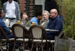 Amsterdam 24 mei 2018
Renee Soutendijk en haar man Thed Lensen met vrienden op terras