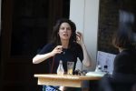 Amsterdam 24 mei 2018
Rifka Lodeizen op terras.