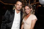 Utrecht 2 juni 2018
Gala van Wesley Sneijder in Hoptel v d Valk. Wesley kreeg een belangrijke onderscheiding van de gemeente Utrecht buit bhanden van Burgemeester Jan v Zanen. Yolanthe Sneijder Cabau v Kasbergen feliciteerde hem. Rodney Sneijder met zijn vriendin