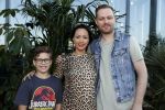 Amsterdam 5 juni 2018
Premiere Jurassic world in het amsterdam theater. Sonja Silva met man Pyke Pos en zoon