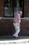 Amsterdam 5 juni 2018
Thomas Lepeltak wandelend op straat.