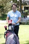 Eemnes 28 mei 2018
Golfwedstrijd ten bate van Warchild met oa Victor Reinier Toine v Peperstraten Mariska v Kolck en Frits Sissing. Kunstenaar Pim Smit maakt samen met victor Reinier een schilderij .