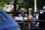 Amsterdam 20 mei 2018
Victor Reinier met zijn vriendin op terras.
