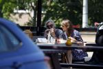 Amsterdam 20 mei 2018
Victor Reinier met zijn vriendin op terras.