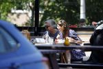 Amsterdam 20 mei 2018
Victor Reinier met zijn vriendin op terras.