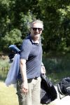 Eemnes 28 mei 2018
Golfwedstrijd ten bate van Warchild met oa Victor Reinier Toine v Peperstraten Mariska v Kolck en Frits Sissing. Kunstenaar Pim Smit maakt samen met victor Reinier een schilderij .