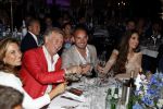Utrecht 2 juni 2018
Gala van Wesley Sneijder in Hoptel v d Valk. Wesley kreeg een belangrijke onderscheiding van de gemeente Utrecht buit bhanden van Burgemeester Jan v Zanen. Yolanthe Sneijder Cabau v Kasbergen feliciteerde hem. Marcel Boekhoorn en Rebecca Cabau