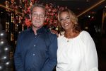 Utrecht 2 juni 2018
Gala van Wesley Sneijder in Hoptel v d Valk. Wesley kreeg een belangrijke onderscheiding van de gemeente Utrecht buit bhanden van Burgemeester Jan v Zanen. Yolanthe Sneijder Cabau v Kasbergen feliciteerde hem. Barry en Sylvia Sneijder