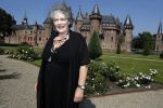 Haarzuilens 6 juni 2018
Opening expositie in kasteel de haar met oa Rene Mioch Annewil Blankers Renee Soutendijk en Willeke v Ammelrooij.