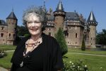 Haarzuilens 6 juni 2018
Opening expositie in kasteel de haar met oa Rene Mioch Annewil Blankers Renee Soutendijk en Willeke v Ammelrooij.