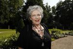 Haarzuilens 6 juni 2018
Opening expositie in kasteel de haar met oa Rene Mioch Annewil Blankers Renee Soutendijk en Willeke v Ammelrooij.
