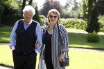 Haarzuilens 6 juni 2018
Opening expositie in kasteel de haar met oa Rene Mioch Annewil Blankers Renee Soutendijk en Willeke v Ammelrooij. Willibrord Frequin met vriendin