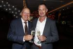 Utrecht 2 juni 2018
Gala van Wesley Sneijder in Hoptel v d Valk. Wesley kreeg een belangrijke onderscheiding van de gemeente Utrecht buit bhanden van Burgemeester Jan v Zanen. Yolanthe Sneijder Cabau v Kasbergen feliciteerde hem. Willy v d Kerkhof Ernie Brandts Leo v Veen Flp Kerkhoven ea