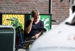 Amsterdam 23 mei 2018
Wim Kieft met vriendin op terras bij de coffeecompany.