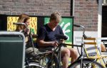 Amsterdam 23 mei 2018
Wim Kieft met vriendin op terras bij de coffeecompany.