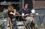 Amsterdam 23 mei 2018
Wim Kieft met vriendin op terras bij de coffeecompany.