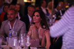 Utrecht 2 juni 2018
Gala van Wesley Sneijder in Hoptel v d Valk. Wesley kreeg een belangrijke onderscheiding van de gemeente Utrecht buit bhanden van Burgemeester Jan v Zanen. Yolanthe Sneijder Cabau v Kasbergen feliciteerde hem.