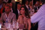 Utrecht 2 juni 2018
Gala van Wesley Sneijder in Hoptel v d Valk. Wesley kreeg een belangrijke onderscheiding van de gemeente Utrecht buit bhanden van Burgemeester Jan v Zanen. Yolanthe Sneijder Cabau v Kasbergen feliciteerde hem.