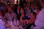 Utrecht 2 juni 2018
Gala van Wesley Sneijder in Hoptel v d Valk. Wesley kreeg een belangrijke onderscheiding van de gemeente Utrecht buit bhanden van Burgemeester Jan v Zanen. Yolanthe Sneijder Cabau v Kasbergen feliciteerde hem.