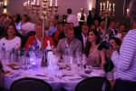 Utrecht 2 juni 2018
Gala van Wesley Sneijder in Hoptel v d Valk. Wesley kreeg een belangrijke onderscheiding van de gemeente Utrecht buit bhanden van Burgemeester Jan v Zanen. Yolanthe Sneijder Cabau v Kasbergen feliciteerde hem.